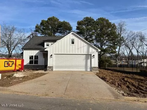 2380 Church St, Byhalia, MS 38611
