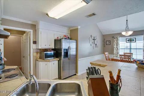 149 Oak Ridge Cir, Madison, MS 39110 photo 9