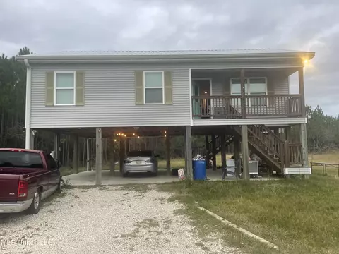 8340 Lower Bay Rd, Bay Saint Louis, MS 39520