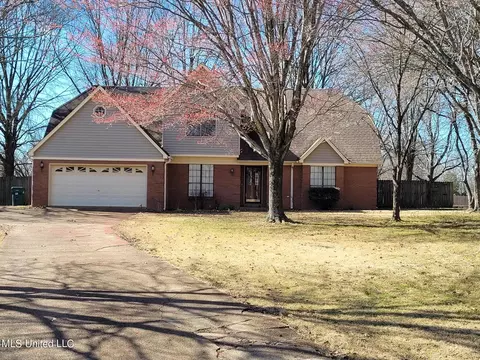 3460 Hillsdale Dr, Olive Branch, MS 38654