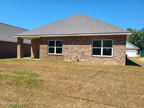 Exterior - 87125 Highpoint Dr, Diamondhead, MS 39525 photo 2 of 2