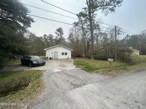 4818 30th 12 St, Gulfport, MS 39501