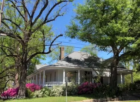 405 E Broadway St, Yazoo City, MS 39194