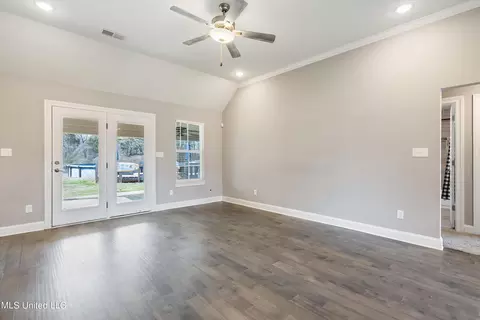 104 Oak Manor Dr, Coldwater, MS 38618 photo 8