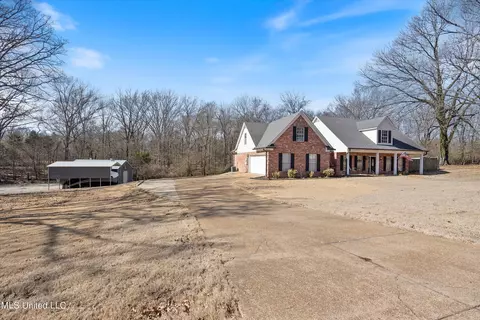 Exterior - 1371 Broady Rd, Nesbit, MS 38651 photo 2 of 14
