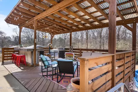 Exterior - 1371 Broady Rd, Nesbit, MS 38651 photo 8 of 14