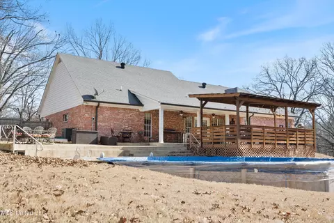 Exterior - 1371 Broady Rd, Nesbit, MS 38651 photo 11 of 14