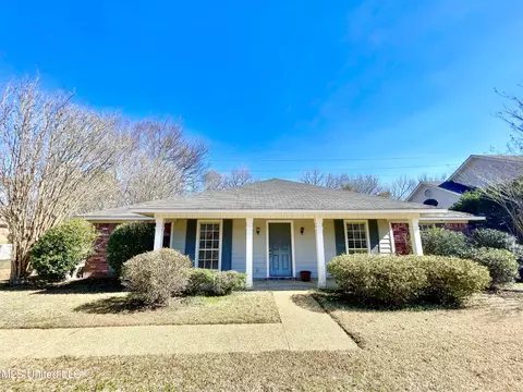 34 Sandlewood Dr, Brandon, MS 39042