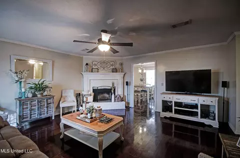 6154 Floral Dr, Jackson, MS 39206 photo 10