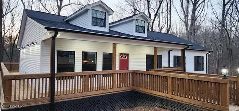 180 Hummingbird, Sardis, MS 38666