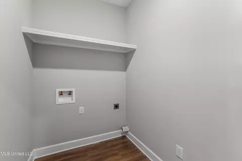 305 Maple Cv, Canton, MS 39046 photo 14