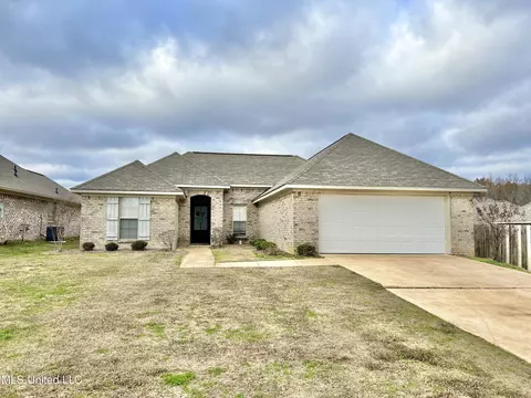 1251 Addison Ln, Brandon, MS 39042