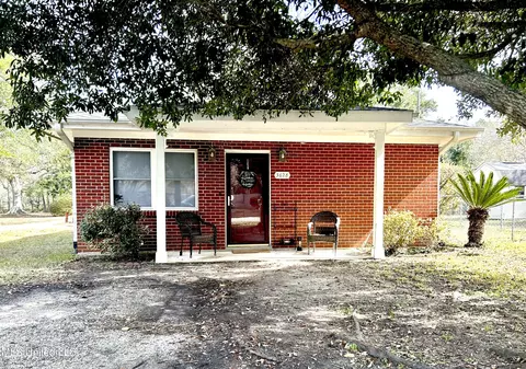 3628 Suter Rd, Gautier, MS 39553