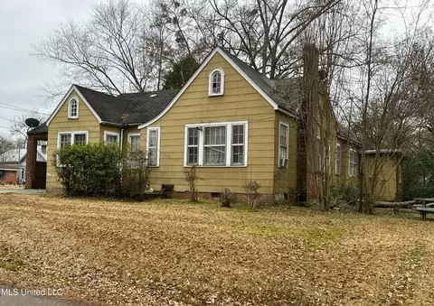 224 S Monroe St, Canton, MS 39046 photo 3