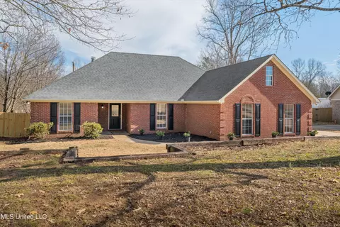 3840 Cypress Plantation Dr, Olive Branch, MS 38654