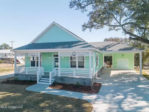 701 Magnolia St, Long Beach, MS 39560