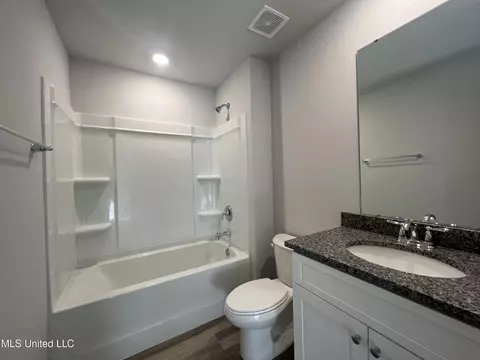 9042 Holly Cv, Biloxi, MS 39532 photo 16