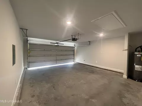 9042 Holly Cv, Biloxi, MS 39532 photo 12