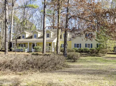 Exterior - 7 Oakleigh Pl, Jackson, MS 39211 photo 13 of 16
