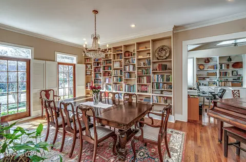 Dining - 850 Fairview St, Jackson, MS 39202 photo 1 of 1