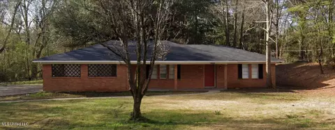 1005 Adkins Blvd, Jackson, MS 39211