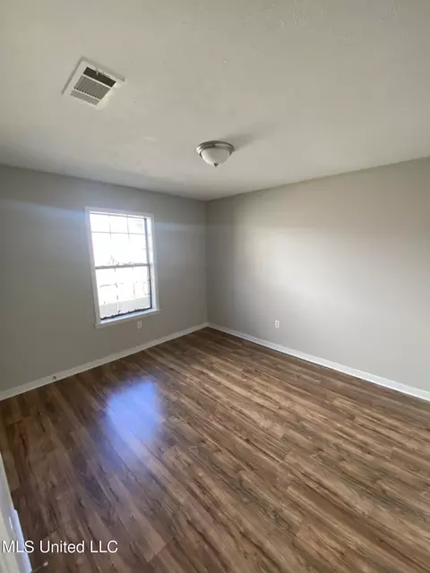 Other - 319 Red Oak Dr, Jackson, MS 39212 photo 5 of 9