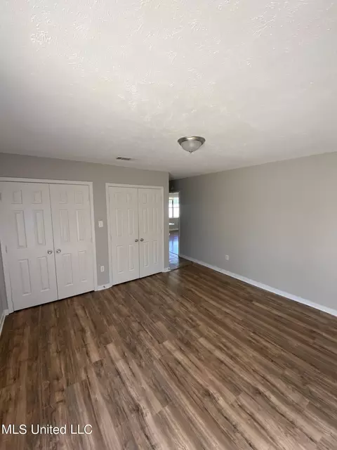 Bedroom - 319 Red Oak Dr, Jackson, MS 39212 photo 2 of 2