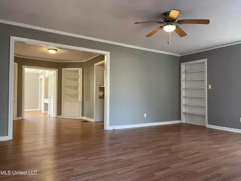 Living - 4912 Eden Ln, Jackson, MS 39206 photo 1 of 4