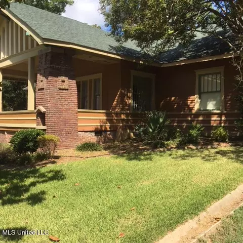 Exterior - 720 Gillespie St, Jackson, MS 39202 photo 4 of 5