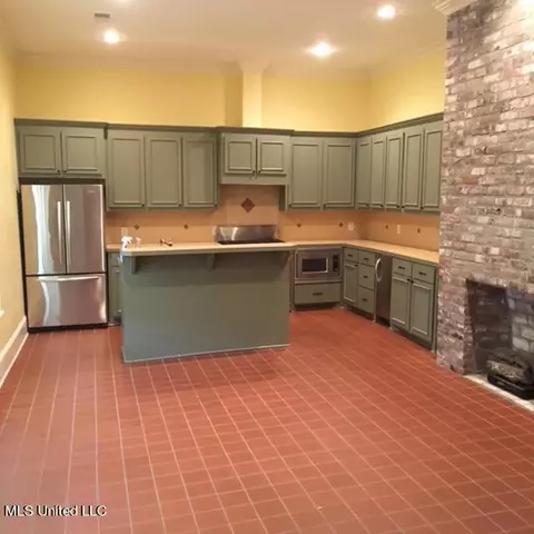 Kitchen - 720 Gillespie St, Jackson, MS 39202 photo 1 of 1