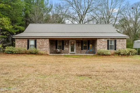 112 Hickory Grove Church Rd, Sumrall, MS 39482