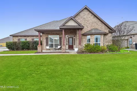 6646 Sugarcane Cir, Ocean Springs, MS 39564