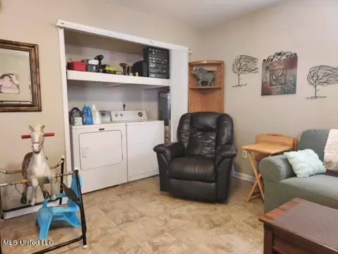 Living - 7500 Reston Dr, Biloxi, MS 39532 photo 2 of 2