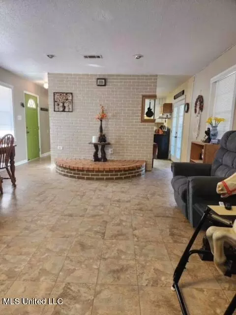 Living - 7500 Reston Dr, Biloxi, MS 39532 photo 1 of 2