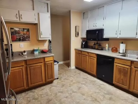 Kitchen - 7500 Reston Dr, Biloxi, MS 39532 photo 1 of 2
