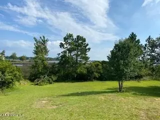 659 Waters View Dr, Biloxi, MS 39532