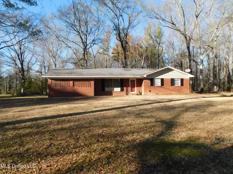 1112 Rocket Dr, Byram, MS 39272 photo 2