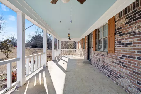 Exterior - 7411 Peyton Rd, Coldwater, MS 38618 photo 4 of 9