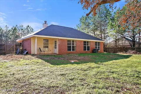 Exterior - 653 Post Oak Pl, Pearl, MS 39208 photo 6 of 6