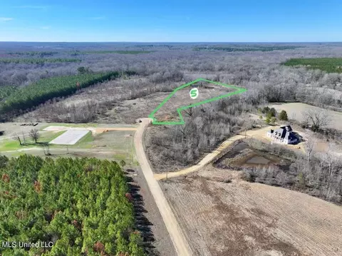 5 Southern Trace Blvd, Clinton, MS 39056