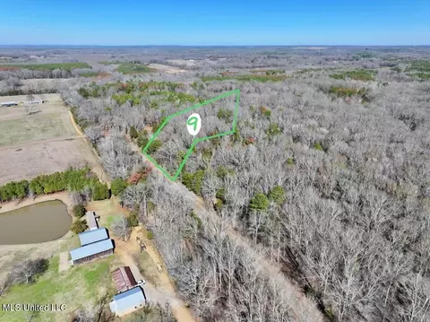 9 Southern Trace Blvd, Clinton, MS 39056