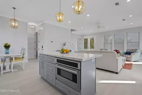 Kitchen - 107 Keller Beach Ave, Biloxi, MS 39530 photo 6 of 6