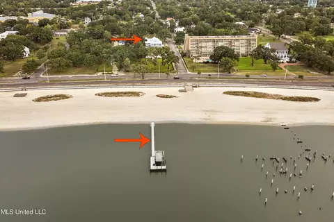 View/Area - 107 Keller Beach Ave, Biloxi, MS 39530 photo 2 of 13