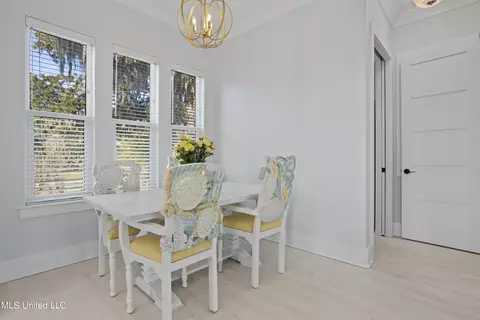 Dining - 107 Keller Beach Ave, Biloxi, MS 39530 photo 1 of 3