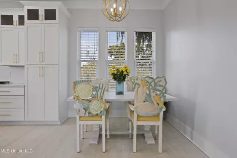 Dining - 107 Keller Beach Ave, Biloxi, MS 39530 photo 2 of 3