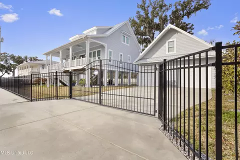 Exterior - 107 Keller Beach Ave, Biloxi, MS 39530 photo 5 of 14
