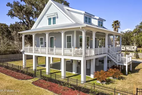 Exterior - 107 Keller Beach Ave, Biloxi, MS 39530 photo 3 of 14