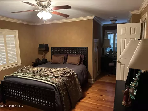 Bedroom - 203 NE Oak Hill Dr, Brookhaven, MS 39601 photo 3 of 4
