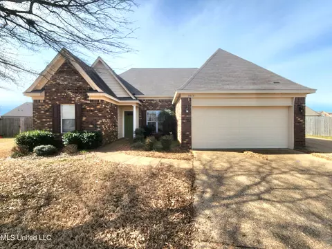 5473 Mallard Park Blvd, Walls, MS 38680