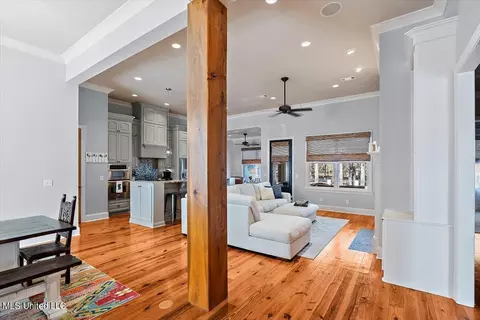Living - 134 Bristol Dr, Madison, MS 39110 photo 1 of 5